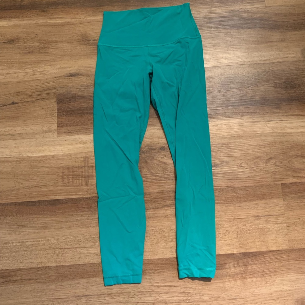 Lululemon Maldives Green 25” Align Size 4